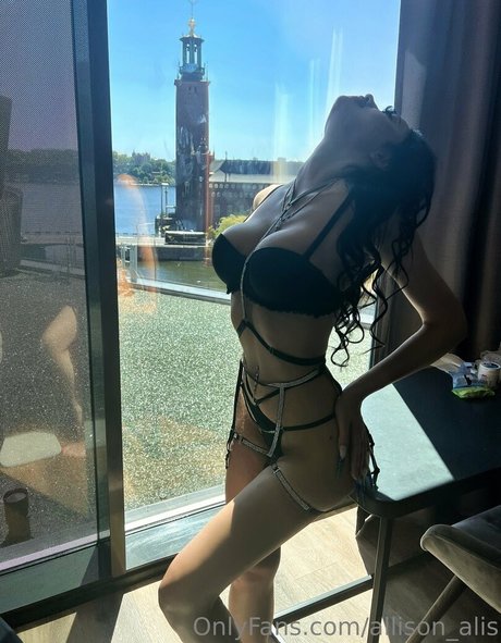 allison alis star du porno parfaite photo