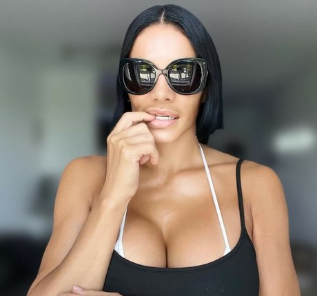 NinaUnrated sexe de star du porno photo