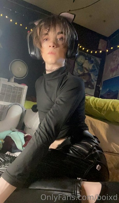 boixd modèle érotique collection