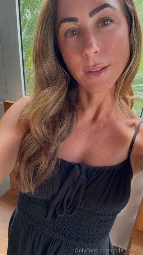 mila james art star du porno archive