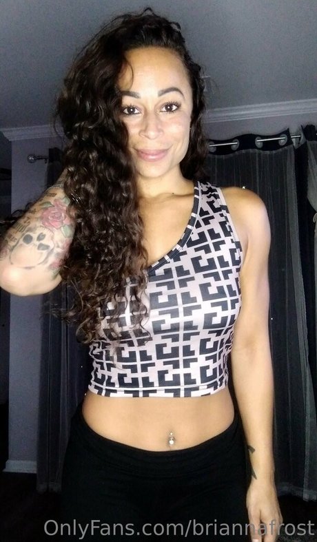 tatouages ​​blonds onlyfans érotique en haute qualité img