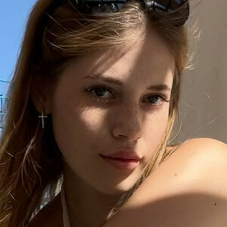 Anacuteness modèle parfait images