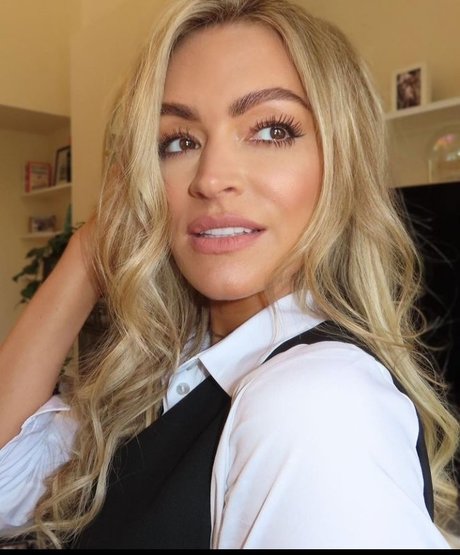 Laura Woods actrice porno archive