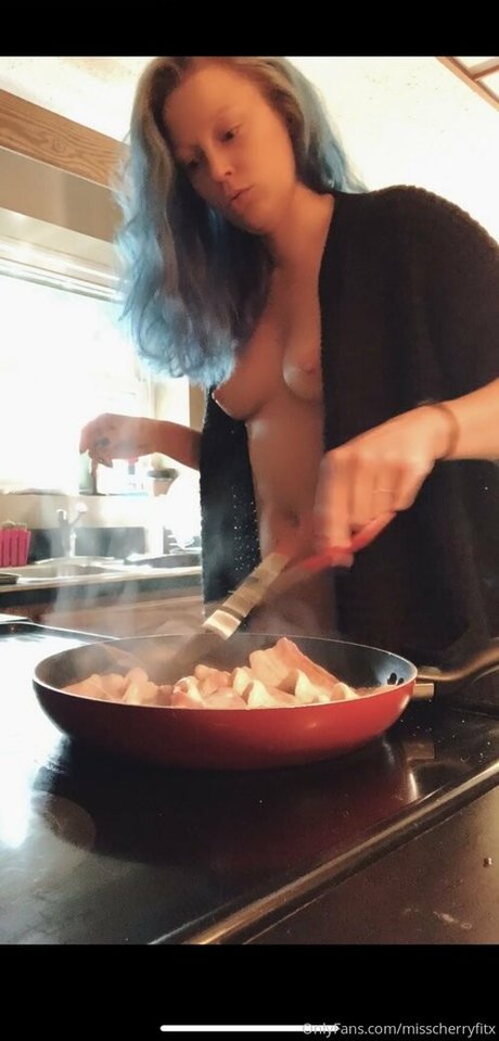 misscherryfitx art étoile galerie