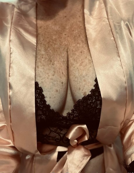 aclassymilf étoile des photos