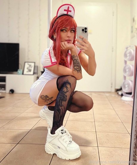 Kylarensw étoile de haute qualité des photos