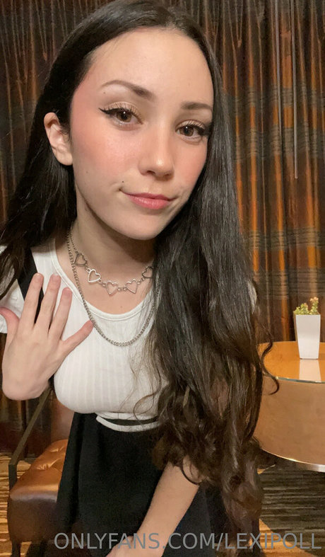 tatouages ​​blonds onlyfans xxx haute qualité images