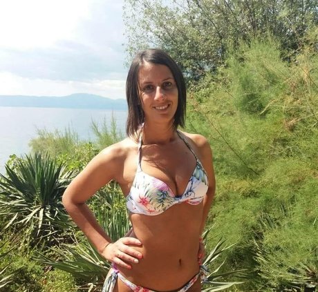 Tolna Megye actrice artistique collection