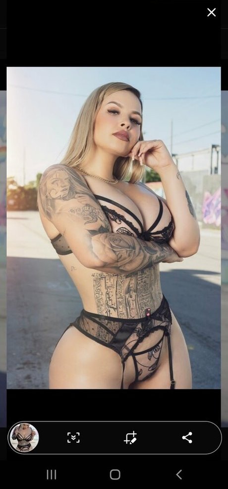 milf blonde aux courbes onlyfans joli sexe images