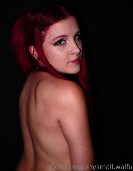 small waifu modèle sympa galerie