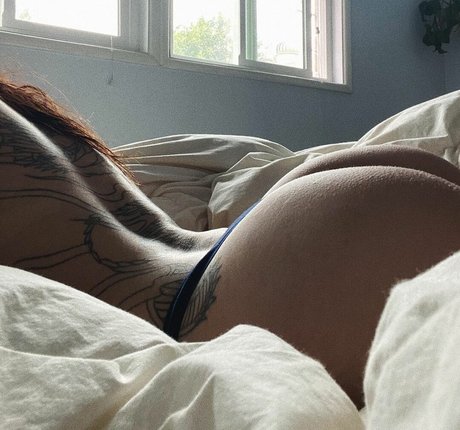 hellxrel star du porno érotique img