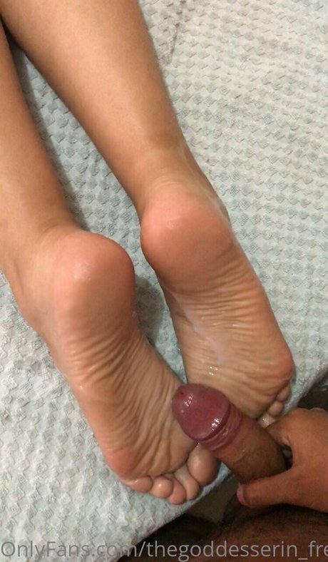 thegoddesserin free mannequin img