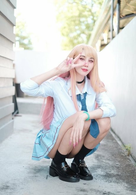 Kura Onee san étoile nue galerie