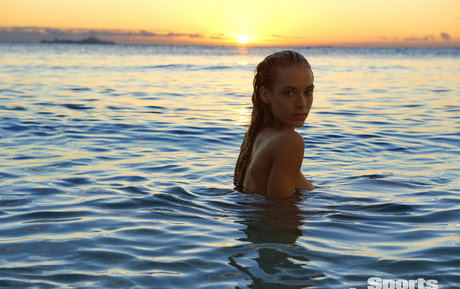 Hannah Ferguson star du porno images