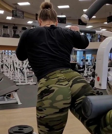 tatouages blonds onlyfans parfait exclusif galerie