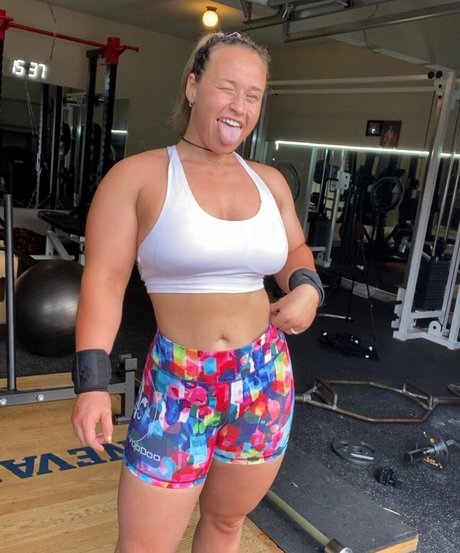 influenceur asiatique onlyfans belle chaude galeries