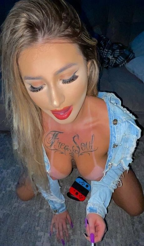 épouse maigre onlyfans nu libre img