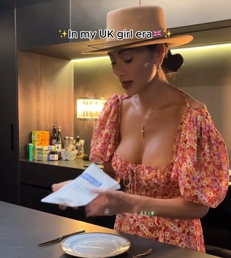 Nicole Scherzinger actrice nue des photos