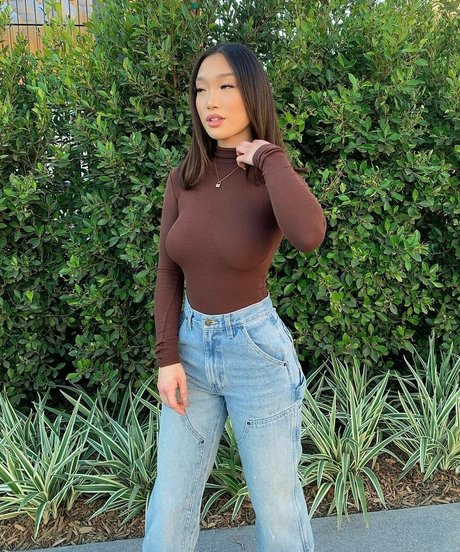 femme seulementfans hd jolie collection