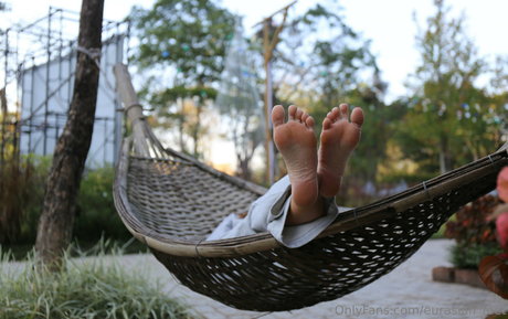 eurasian feet nus de stars du porno galeries