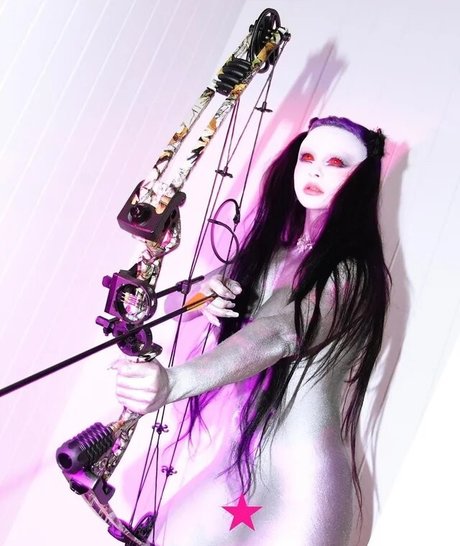 Zheani Sparkes modèle chaud des photos