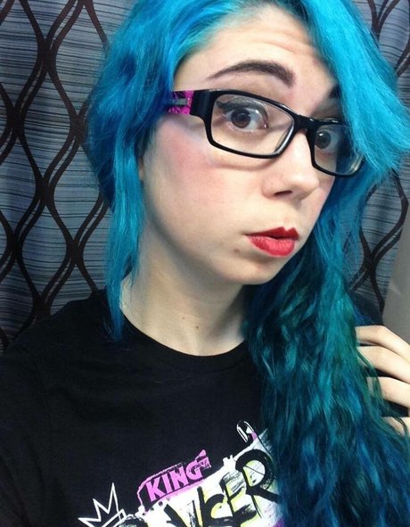 Uncanny Megan belle actrice des photos