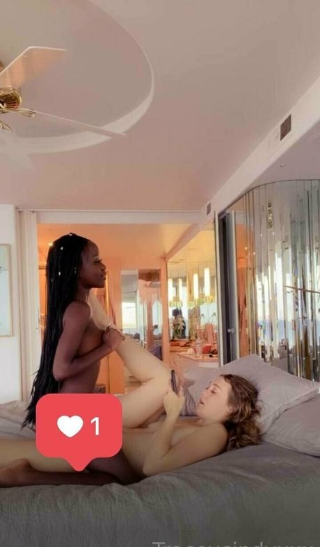 traceycindyxxx jolie star du porno photo