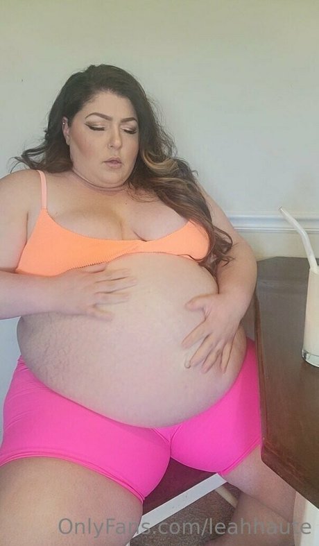 leahhaute étoile nue des photos