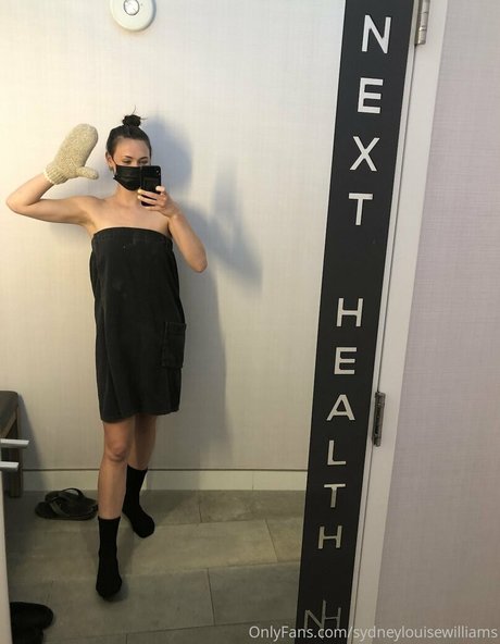 sydneylouisewilliams actrice sexy images