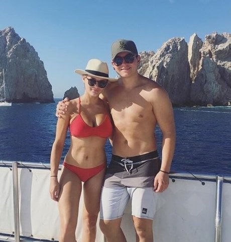 Hunter King star du porno parfaite photos