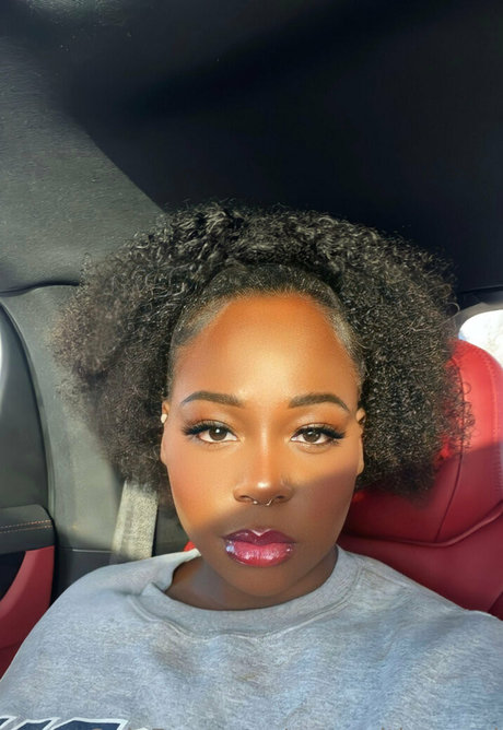 asmrwithnaomi haut modèle img