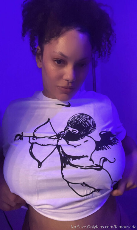 famousaria nus star du porno images