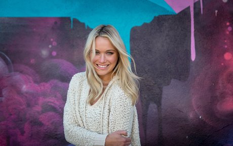 Katrina Bowden star du porno chaud images