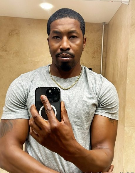 isiahmaxwell star du porno adulte img