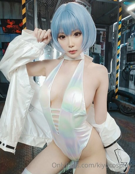 Kiyo Cosplay modèle de sexe galerie