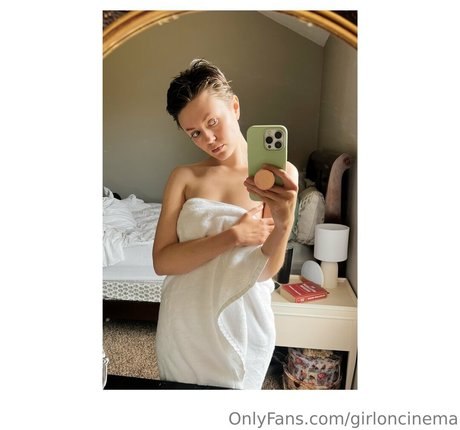 Girl On Cinema haut modèle images