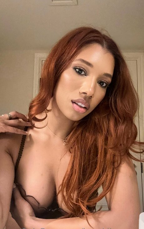 brookliynwren modèle sexy image