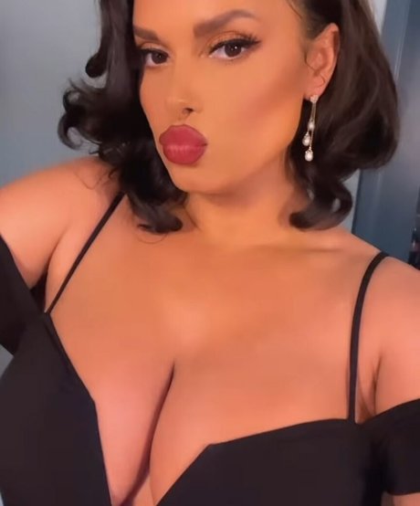 Joy Taylor star du porno érotique img