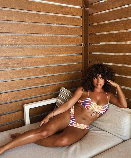 Joy Taylor belle star du porno galeries