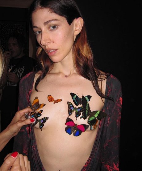 Caroline Polachek jolie étoile images