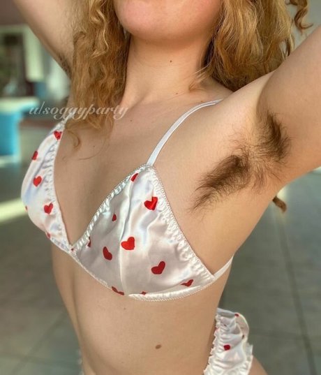 Hairy Women jolie étoile photo