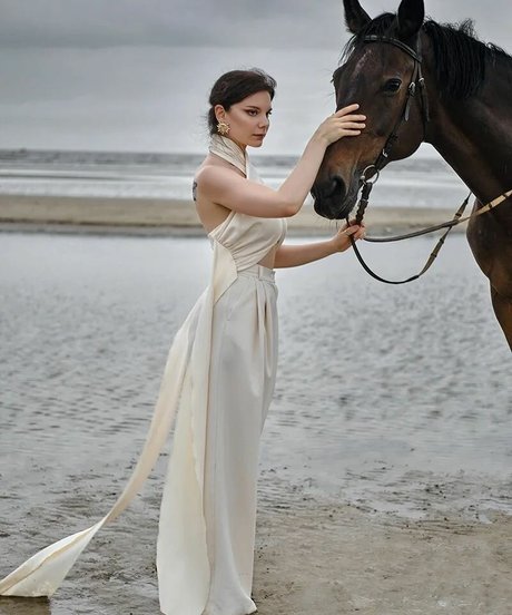 Reilin haut modèle photo