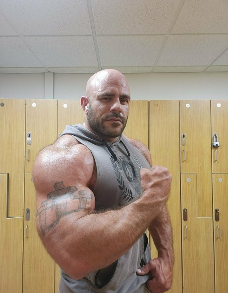 justinmetrando modèle pornographique collection