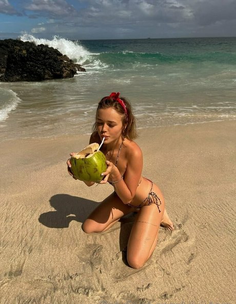 vivi torn jolie star du porno image