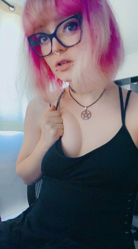 Ninehydras haut étoile des photos