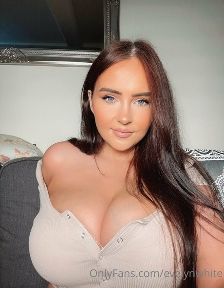 Evelynwhite star du porno gratuite image