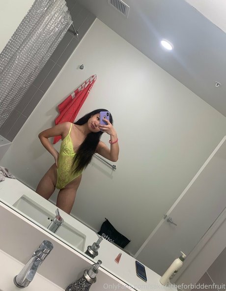 sakuratheforbiddenfruit modèle xxx img