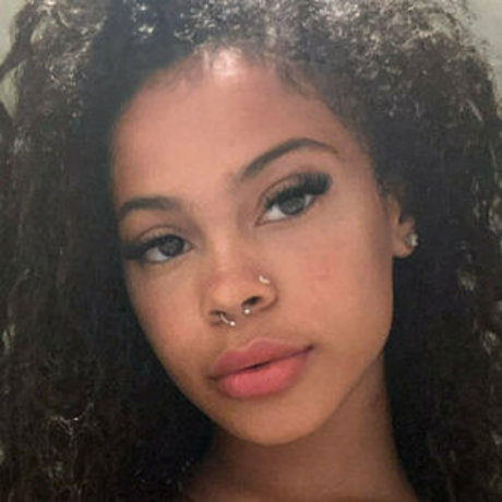 angellyummy modèles nus images