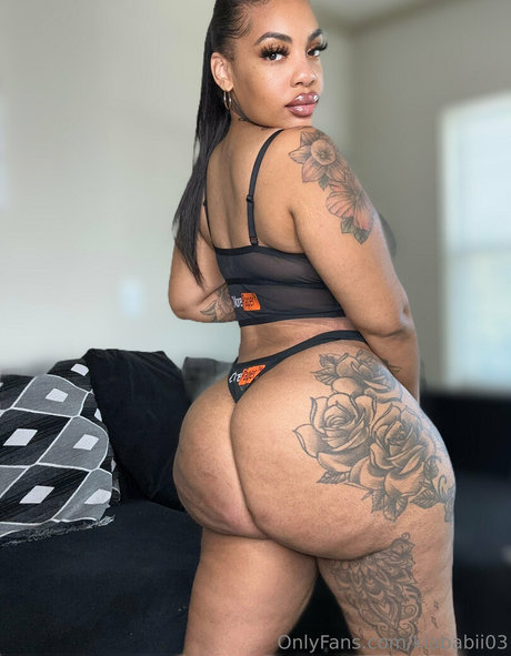 Kiababii03 modèle artistique archive