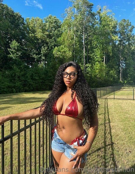 joyythestallion star du porno gratuit image